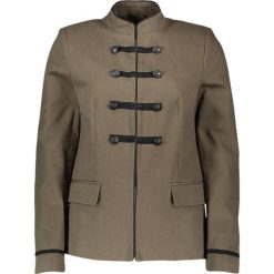 Blezer "Emilie" w kolorze khaki. Brązowe bolerka i narzutki damskie NAF NAF, bez wzorów, bez rękawów. W wyprzedaży za 165,95 zł.