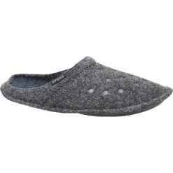 Crocs Classic Slipper 203600-060. Czarne klapki męskie Crocs, bez wzorów. W wyprzedaży za 119,99 zł.