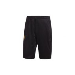 Szorty i Bermudy adidas Szorty Seasonal Special Manchester United. Niebieskie bermudy męskie marki INESIS, z bawełny. Za 199,00 zł.