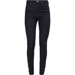 Calvin Klein Jeans SCULPTED SKINNY Jeans Skinny Fit rinsed denim. Czarne jeansy damskie relaxed fit Calvin Klein Jeans, z bawełny. W wyprzedaży za 350,35 zł.