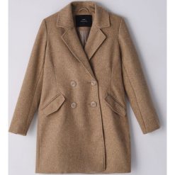 Dwurzędowy płaszcz basic -. Płaszcze damskie Cropp, s, bez wzorów. Za 189,99 zł.