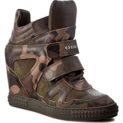 Sneakersy CARINII - B3953 F33-I43-I45-B88. Zielone sneakersy damskie Carinii, z materiału. W wyprzedaży za 309,00 zł.