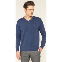 Sweter TOMMY HILFIGER V-Neck MW0MW11653. Szare swetry męskie TOMMY HILFIGER, m, bez wzorów, z jedwabiu, klasyczne, z klasycznym kołnierzykiem, bez kaptura. W wyprzedaży za 229,00 zł.