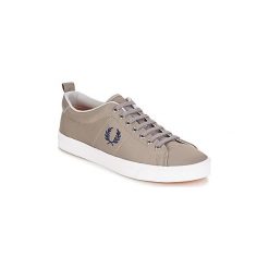 Buty Fred Perry UNDERSPIN NYLON. Szare trampki i tenisówki damskie marki Fred Perry, bez wzorów, z nylonu, bez zapięcia. Za 319,20 zł.