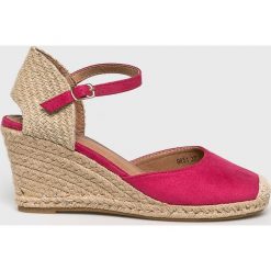 Answear - Espadryle Clowse. Czerwone koturny damskie ANSWEAR, bez wzorów, z gumy, bez obcasa, na obcasie. W wyprzedaży za 79,90 zł.