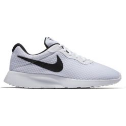 Nike Buty Tanjun White Black 44. Czarne buty sportowe męskie Nike, z materiału, bez zapięcia. W wyprzedaży za 239,00 zł.