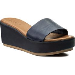 Klapki damskie: Klapki INUOVO – 8695 Navy