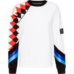 Bluza P.E NATION ASPENDOS. Białe bluzy damskie z nadrukiem, z bawełny. W wyprzedaży za 664,00 zł.