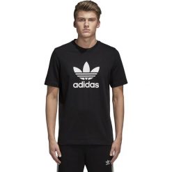 MĘSKA KOSZULKA ADIDAS ORIGINALS TREFOIL (XL). Żółte koszulki męskie Adidas, xl, bez wzorów, z bawełny, z kontrastowym kołnierzykiem, z krótkim rękawem, krótkie. W wyprzedaży za 109,99 zł.