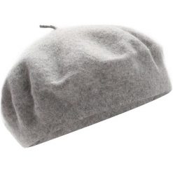 Jasnoszary Beret Symone. Szare berety damskie Multu, bez wzorów. Za 14,99 zł.