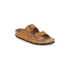 Klapki Birkenstock ARIZONA SFB. Pomarańczowe klapki damskie Birkenstock, bez wzorów, bez obcasa. Za 409,00 zł.