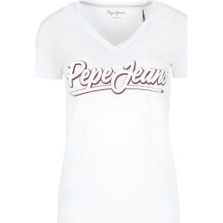 T- shirt Pepe Jeans. Białe koszulki damskie Pepe Jeans, bez wzorów, z jeansu, klasyczne, z klasycznym kołnierzykiem, bez rękawów. Za 99,00 zł.