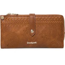 Desigual Dark Amber Ester Portfel Brązowy. Pomarańczowe portfele damskie Desigual, bez wzorów, z materiału. Za 257,95 zł.