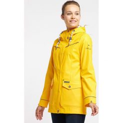 Kurtka przeciwdeszczowa w kolorze żółtym. Żółte kurtki damskie Schmuddelwedda Woman, xxl, bez wzorów. W wyprzedaży za 342,95 zł.