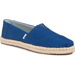 Espadryle TOMS - Classic 10015052 Plant Dyed Indigo. Niebieskie espadryle damskie Toms, na co dzień, bez wzorów, z tworzywa sztucznego, bez obcasa, na płaskiej podeszwie, bez zapięcia. W wyprzedaży za 199,00 zł.