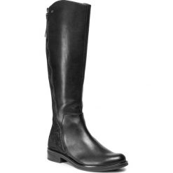 Oficerki CAPRICE - 9-25516-23 Black Zebra Co 091. Czarne kozaki damskie Caprice, ze skóry, przed kolano, na wysokim obcasie, bez zapięcia. W wyprzedaży za 379,00 zł.