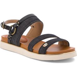Sandały WRANGLER - Karen Stripes WL181716 Black 62. Czarne klapki damskie Wrangler, bez wzorów, ze skóry ekologicznej, bez obcasa. W wyprzedaży za 119,00 zł.