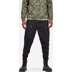 G-Star Raw - Spodnie. Spodnie męskie G-Star RAW. W wyprzedaży za 389,90 zł.