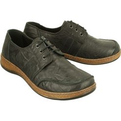 COMFORTABEL 950774-1 schwarz, półbuty damskie. Półbuty damskie Comfortabel, bez wzorów, ze skóry, bez obcasa, na sznurówki. Za 299,90 zł.