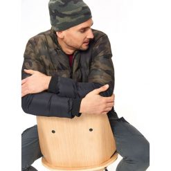 Czapka męska. Zielone czapki męskie na zimę, moro, z dzianiny. W wyprzedaży za 12,99 zł.