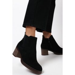 Czarne Botki Gennys. Czarne botki damskie Born2be, bez obcasa, na obcasie, bez zapięcia. Za 179,99 zł.