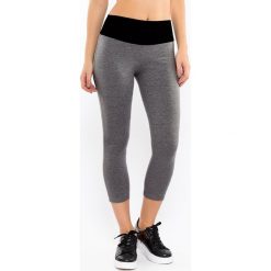 Damskie legginsy sportowe 3/4 MF Grey. Szare legginsy sportowe damskie Astratex, z bawełny. Za 56,99 zł.