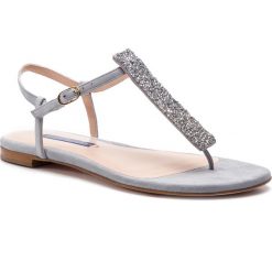 Sandały STUART WEITZMAN - Splendor ZL77288 Sue/Crystal. Szare klapki damskie Stuart Weitzman, bez wzorów, ze skóry, bez obcasa, na obcasie. W wyprzedaży za 849,00 zł.