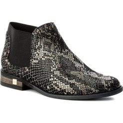 Botki CARINII - B2807 G72-000-000-983. Czarne buty zimowe damskie Carinii, z materiału, na obcasie. W wyprzedaży za 169,00 zł.