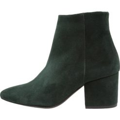 Vero Moda VMASTRID Ankle boot sycamore. Zielone botki damskie skórzane Vero Moda. Za 419,00 zł.