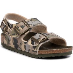 Sandały BIRKENSTOCK - Milano Kinder 1012706 M Dino Camo Khaki. Zielone sandały chłopięce Birkenstock, z materiału. Za 189,00 zł.