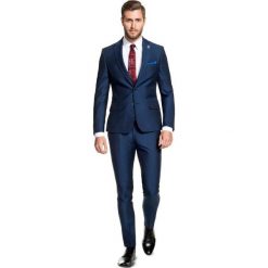 Garnitur MARTINO GXGS900030. Niebieskie garnitury męskie Giacomo Conti, bez wzorów, z bawełny. Za 599,00 zł.