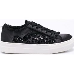 Steve Madden - Tenisówki Greed. Czarne tenisówki damskie marki Steve Madden, z gumy, na sznurówki. W wyprzedaży za 269,90 zł.