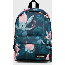 Eastpak - Plecak. Szare plecaki damskie Eastpak, z nadrukiem, z poliesteru. W wyprzedaży za 139,90 zł.