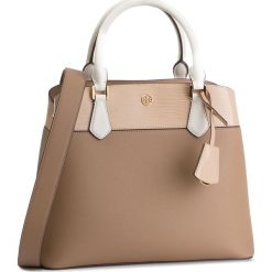 Torebka TORY BURCH - Robinson 53790 Almond/ Natural 284. Brązowe torebki klasyczne damskie Tory Burch, bez wzorów, ze skóry, klasyczne, bez dodatków. W wyprzedaży za 1199,00 zł.