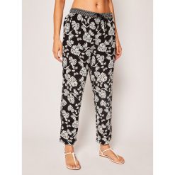Spodnie materiałowe Pennyblack Lady 31315019. Czarne spodnie damskie Pennyblack, bez wzorów, z tkaniny. W wyprzedaży za 289,00 zł.