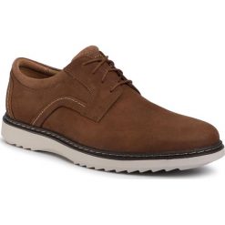 Półbuty CLARKS - Un Geo Lace 261411487 Dark Tan Nubuck. Pomarańczowe półbuty męskie Clarks, na co dzień, bez wzorów, ze skóry, klasyczne, bez zapięcia. W wyprzedaży za 299,00 zł.