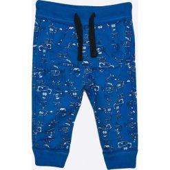 Joggery męskie: Blukids – Spodnie dziecięce 68-98 cm