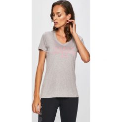 Under Armour - Top. Szare bluzki damskie Under Armour, s, z nadrukiem, z poliesteru, casualowe, bez kołnierzyka, z krótkim rękawem. W wyprzedaży za 99,90 zł.