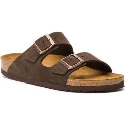 Klapki BIRKENSTOCK - Arizona Bs 0951313 Mocha. Pomarańczowe klapki damskie Birkenstock, bez wzorów, ze skóry, bez obcasa. Za 339,00 zł.