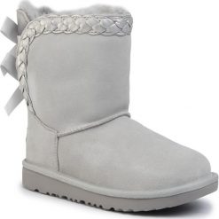 Buty UGG - Classic Short II Braided 1103617K Grv. Szare śniegowce dziewczęce Ugg, bez zapięcia. W wyprzedaży za 619,00 zł.