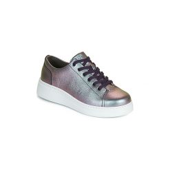 Buty Camper RUNNER. Różowe trampki i tenisówki damskie Camper, bez wzorów, bez zapięcia. Za 569,00 zł.