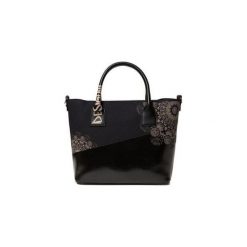 Desigual torebka Bols 2tones Holbox Mini czarna. Czarne torebki klasyczne damskie Desigual, bez wzorów, bez dodatków. Za 299,00 zł.