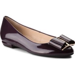 Baleriny HÖGL - 6-101085 Darkplum 8100. Czerwone baleriny damskie marki HÖGL, ze skóry, klasyczne. W wyprzedaży za 379,00 zł.