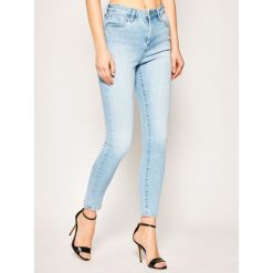 Jeansy Skinny Fit Pepe Jeans Dion PL202285. Niebieskie jeansy damskie Pepe Jeans. W wyprzedaży za 279,00 zł.