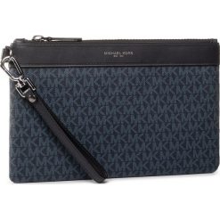 Torebka MICHAEL MICHAEL KORS - Travel Pouch 33F9LACU2B Blue. Niebieskie kopertówki damskie MICHAEL Michael Kors, bez wzorów, ze skóry ekologicznej, bez dodatków. Za 659,00 zł.