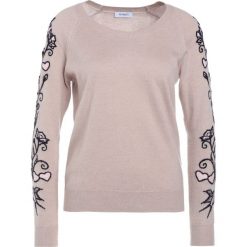 MAX&Co. CONO Sweter beige. Brązowe swetry klasyczne damskie marki MAX&Co., l, z wiskozy. W wyprzedaży za 603,85 zł.