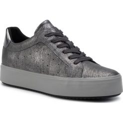 Sneakersy GEOX - D Blomiee H. B D94DZB 0PVBN C9004 Anthracite. Szare półbuty damskie Geox, na co dzień, bez wzorów, ze skóry ekologicznej, bez obcasa, na płaskiej podeszwie, bez zapięcia. W wyprzedaży za 239,00 zł.