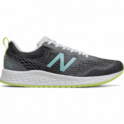 New Balance Fresh Foam Arishi v3 - WARISCK3. Pomarańczowe buty sportowe damskie New Balance, bez wzorów, z gumy, tenisowe. Za 279,99 zł.