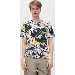 T-shirt z roślinnym nadrukiem - Biały. Białe t-shirty damskie Reserved, xl, z nadrukiem, bez kołnierzyka. Za 29,99 zł.