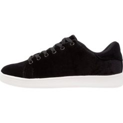Trampki damskie slip on: Vero Moda VMVIONA SNEAKER Tenisówki i Trampki black